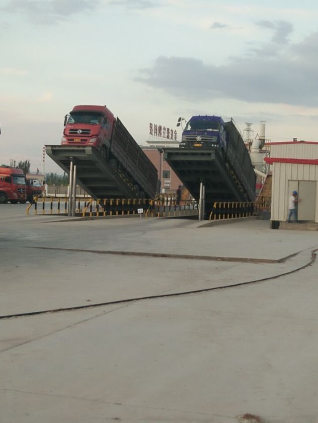 土豆卸車(chē)機(jī)