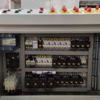 河南長垣起重機(jī)架橋機(jī)專用操作臺(tái)圣斯電氣