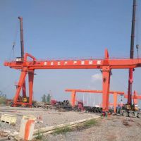 恩施建始縣雙主梁門式起重機(jī)各種型號(hào)起重機(jī)，行吊廠家直銷