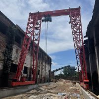 湖北省宜昌市五峰縣龍門吊，行吊，門式起重機