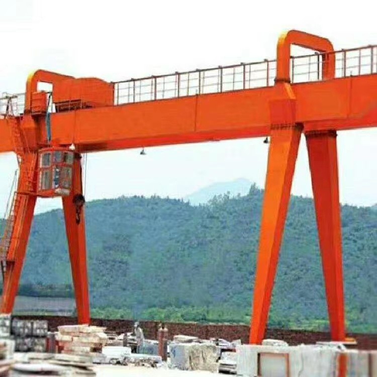 云南芒市雙梁起重機(jī)